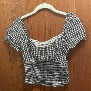 Abercrombie & Fitch Black and White Gingham Puff Sleeve Crop Top
